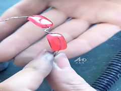 歯の並び方を修正するための良い保持力を持つ快適なカスタム製の正歯器具